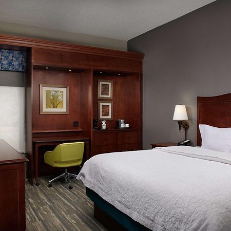 Hampton Inn Atlanta-Cumberland Mall/Cobb Galleria Area Smyrna Dış mekan fotoğraf