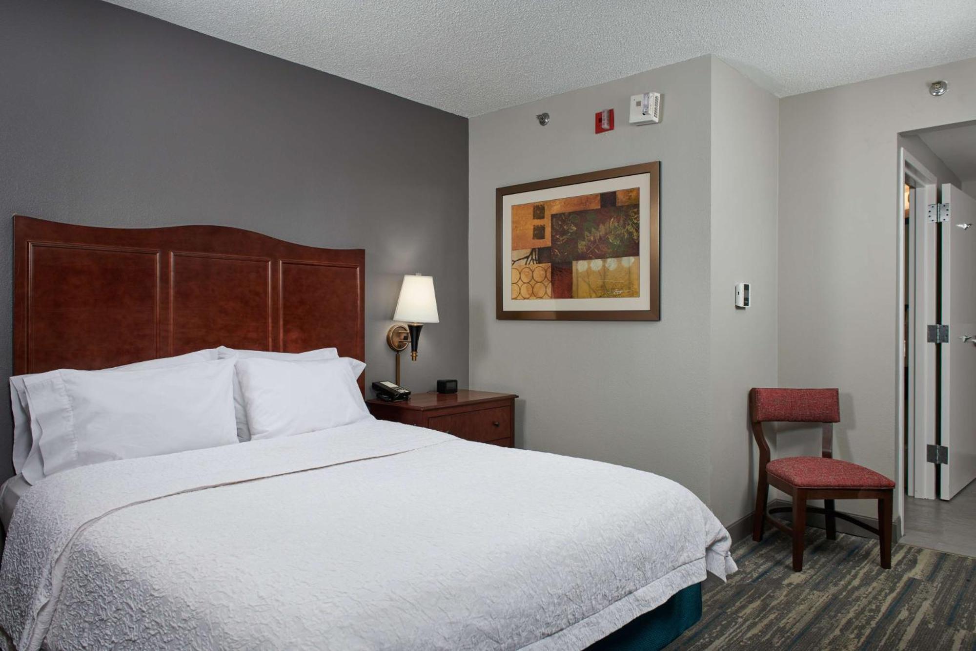 Hampton Inn Atlanta-Cumberland Mall/Cobb Galleria Area Smyrna Dış mekan fotoğraf